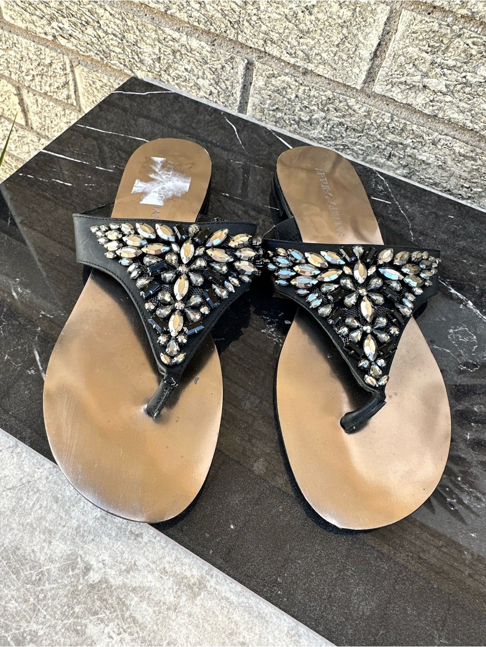Arturo Chiang black beaded black sandals size 7.5